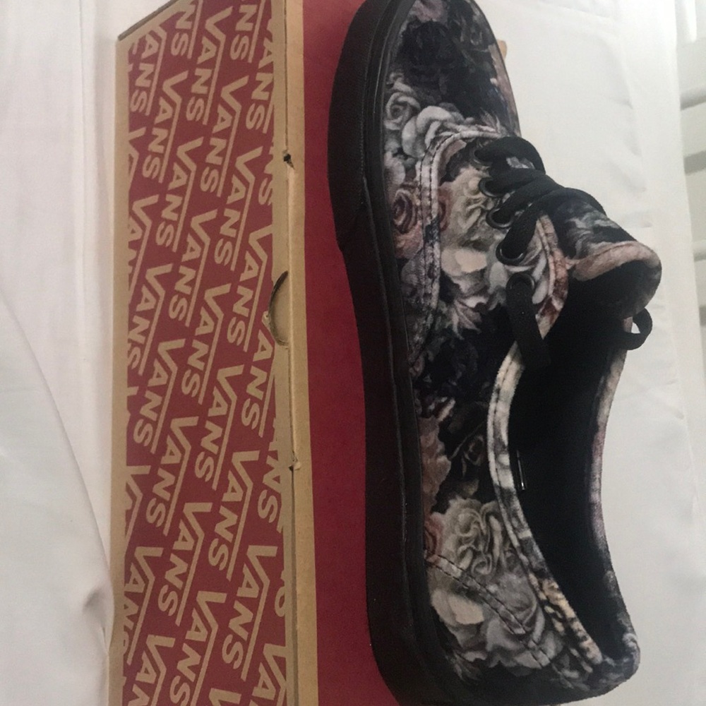 Floral vans